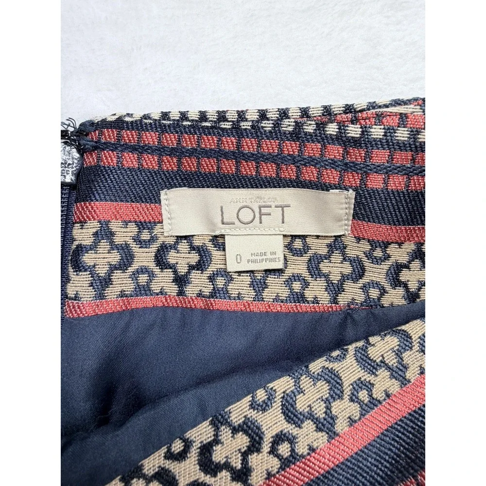 LOFT Jacquard Geometric Stripe Mini Skirt Size 0 Blue Red Woven Lined Zip Office